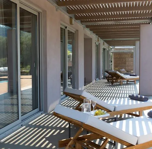 ヴィラ Agrikies Lefkáda